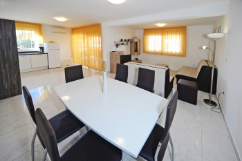 Apartman Mirela: