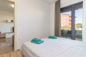 Apartman White 7: